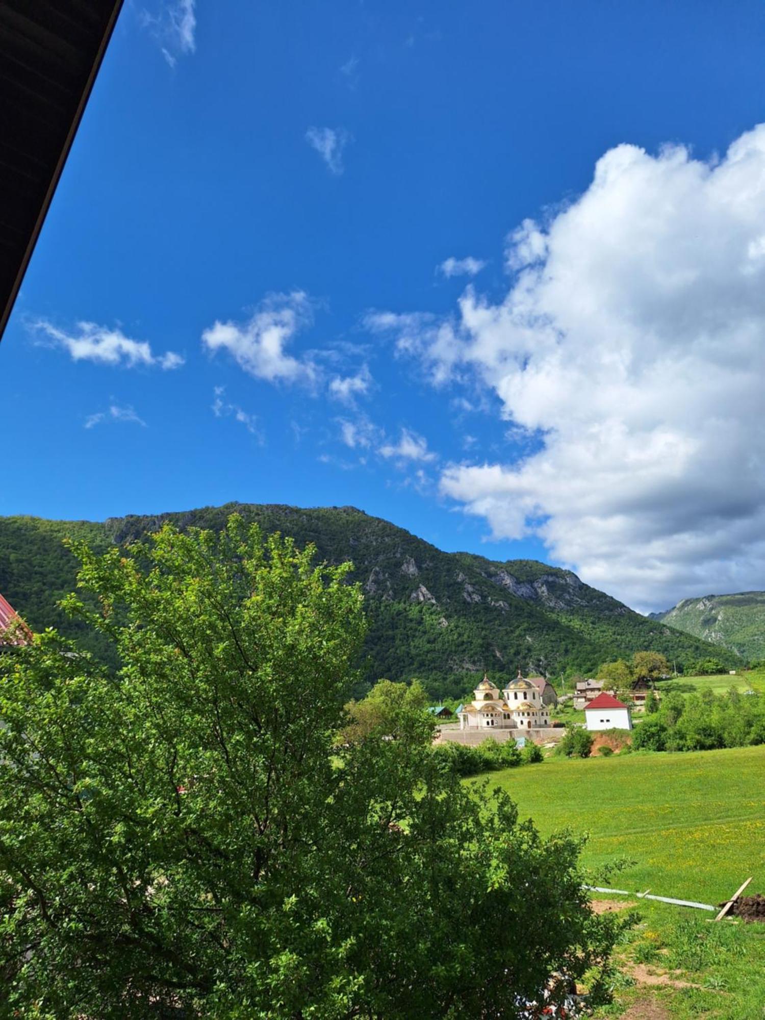 Apartmani Lena Плужине Екстер'єр фото