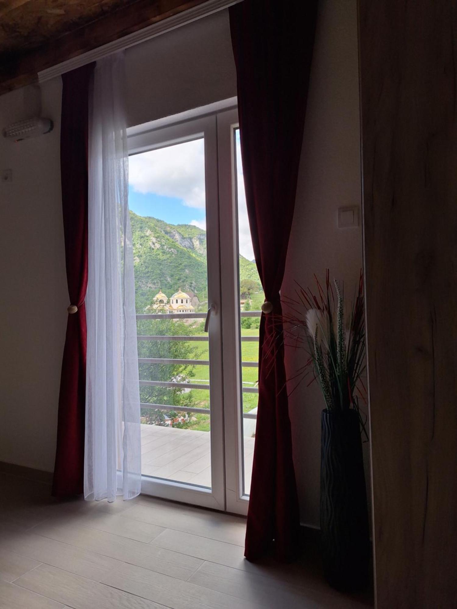 Apartmani Lena Плужине Екстер'єр фото